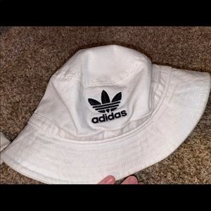 adidas bucket hat